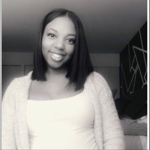 Meet your Posher, Markira